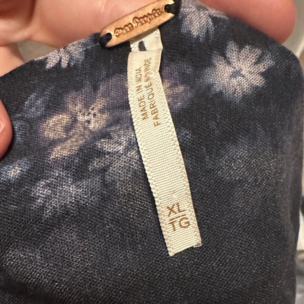 ๐ Free People Tessa Halter Crop Top - Size XL - Picture 3 of 4